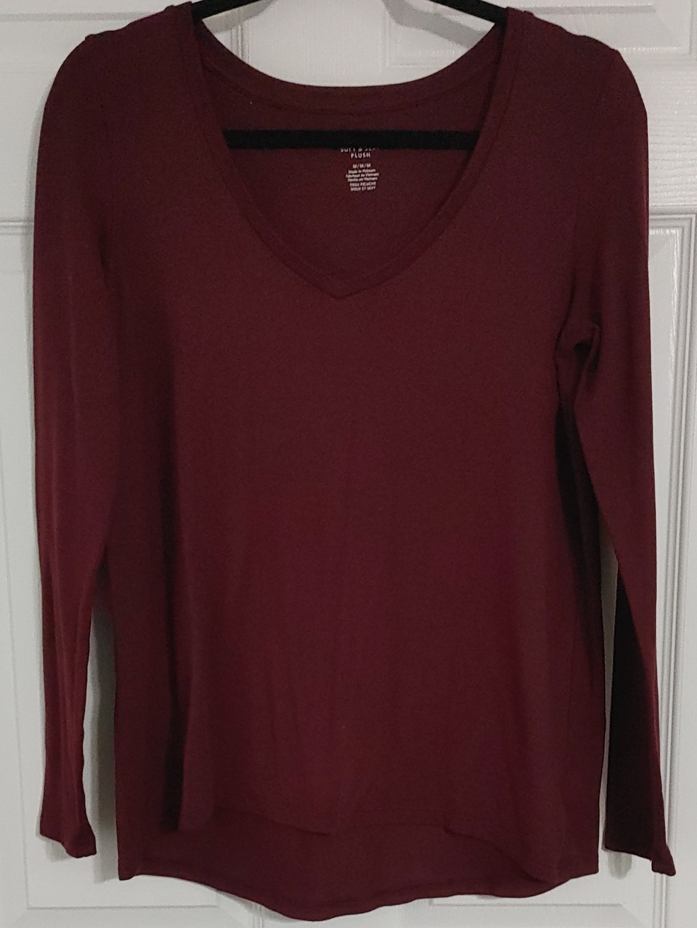 American Eagle Outfitters Soft Plush Cabincore V-Neck Long Sleeve Top Sz Medium